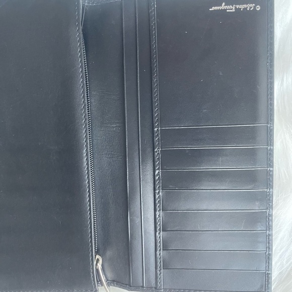 Salvatore Ferragamo Long Wallet - Picture 11 of 13